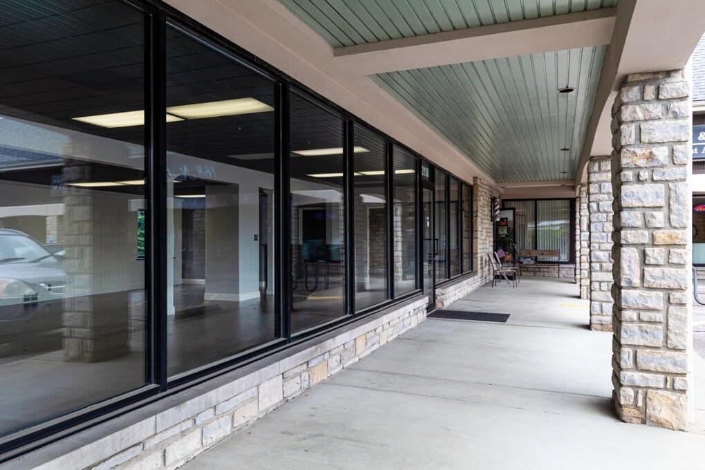 Commercial insulated glazing application